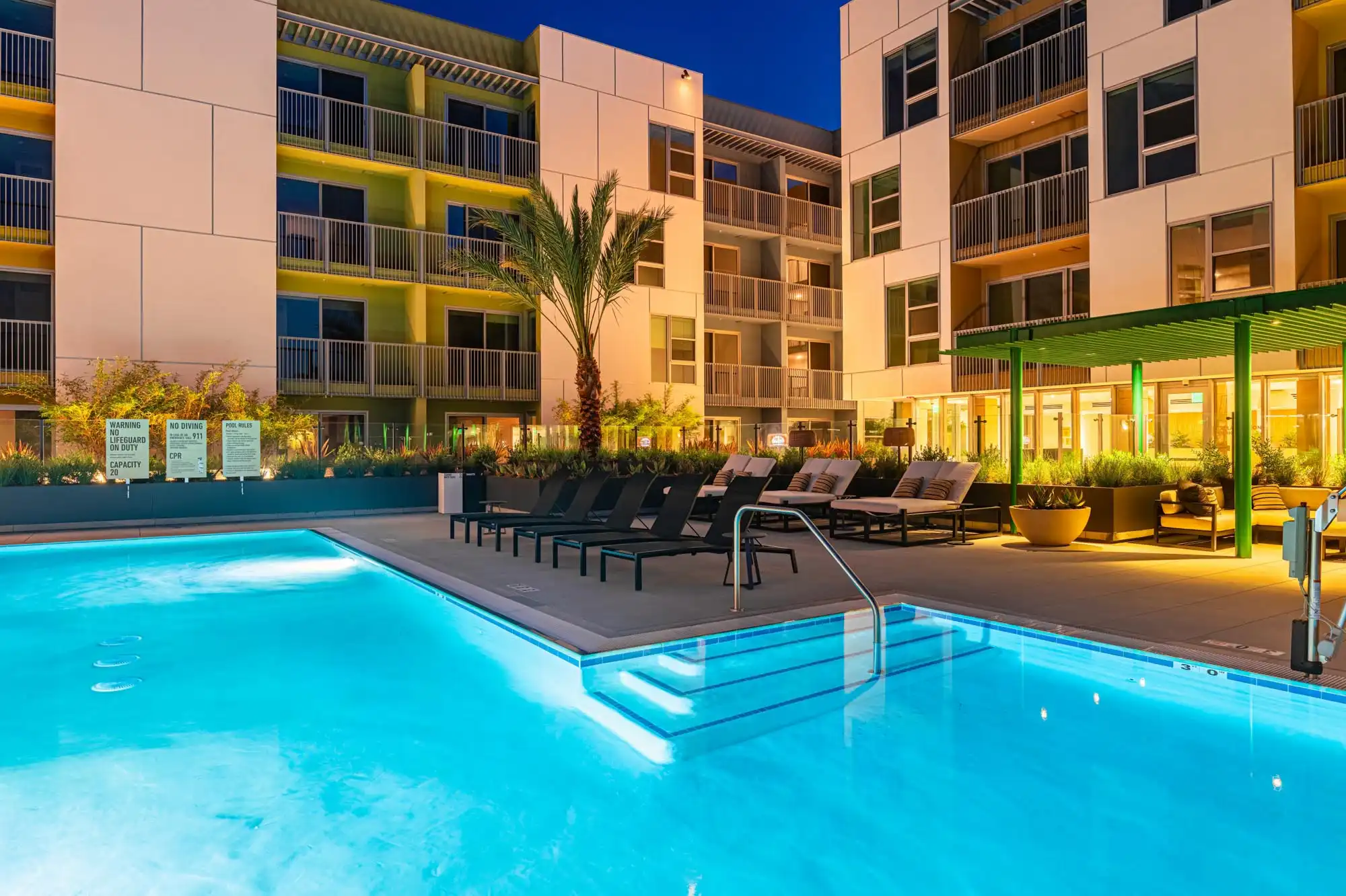 Image gallery marquee